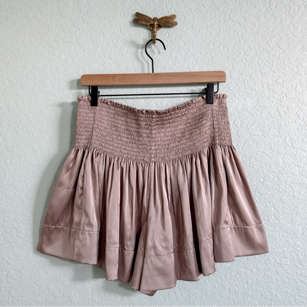 Natural Life•Khaki Satin Shorts•Smocked Waist•Size L/XL - Picture 5 of 5